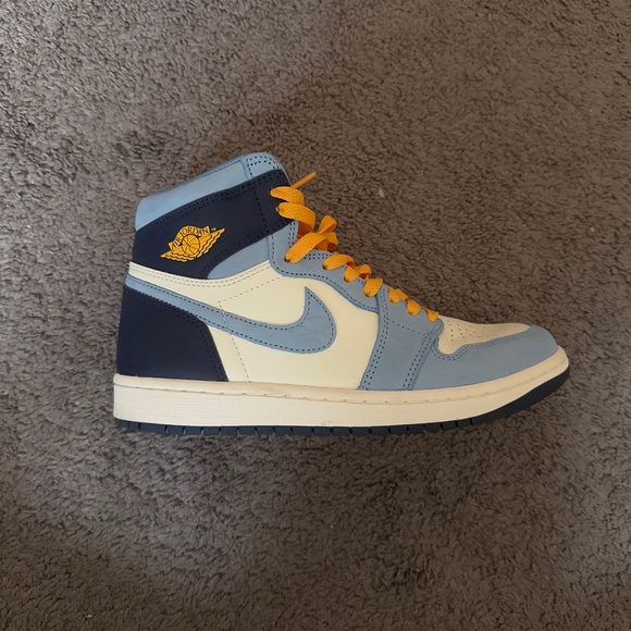 “First in flight” dark and light blue Air Jorden’s - Picture 1 of 4